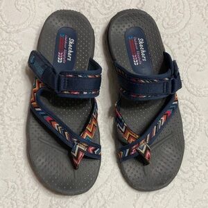Skechers Sandals Size 6M Outdoor Navy and Multicolor Velcro Close